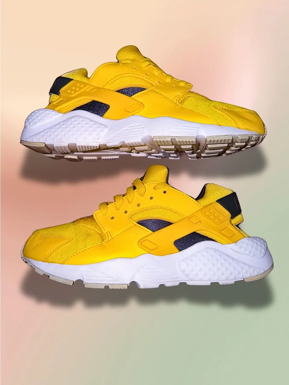 Nike Air Huarache Run GS Tour Yellow White Anthracite 7Y 654275-700